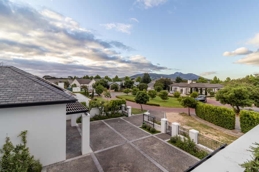 5 Bedroom Property for Sale in Val De Vie Estate Western Cape